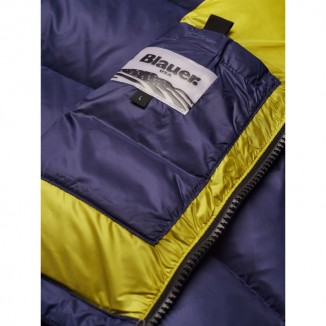 CHALECO ACOLCHADO CON CAPUCHA DOYLE